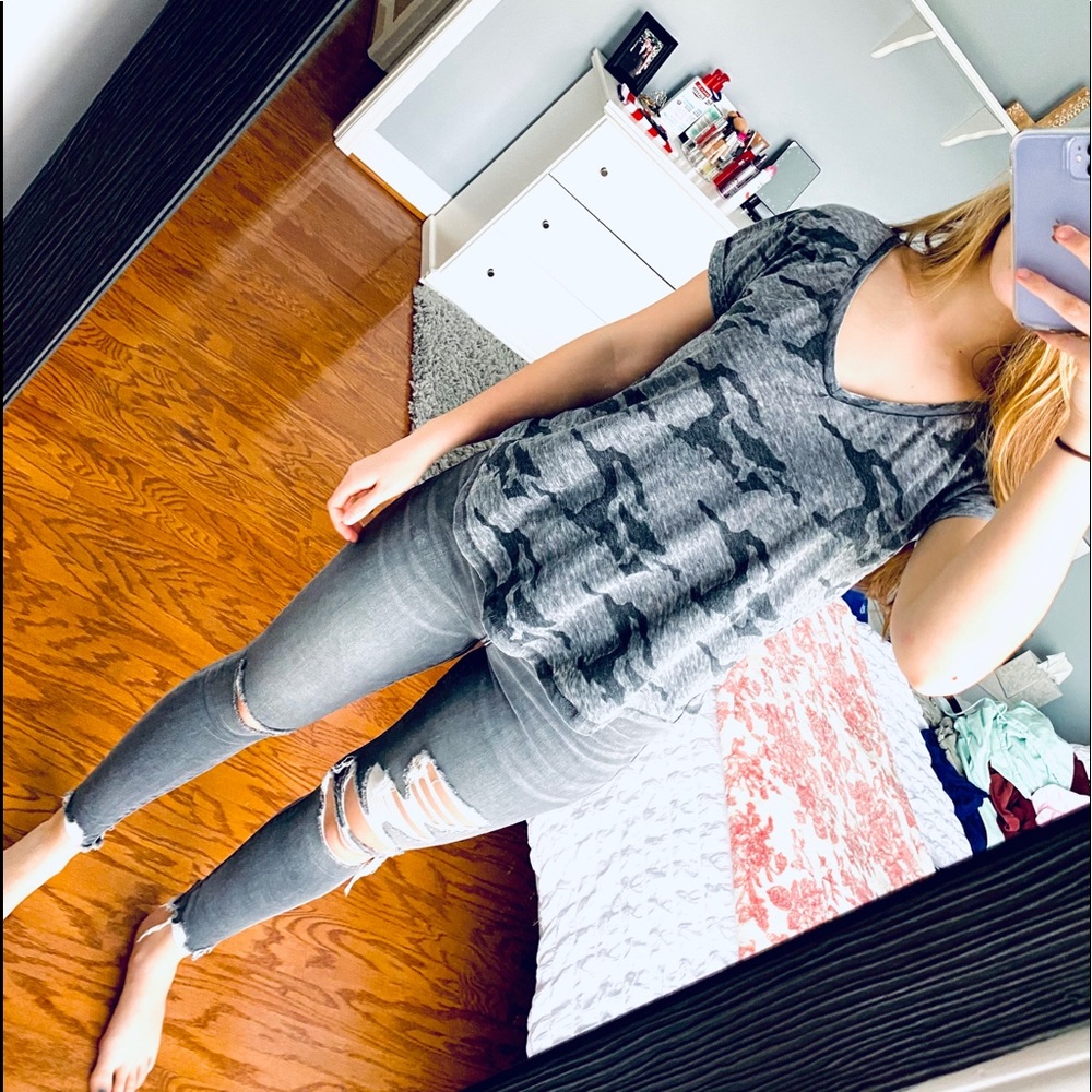 American Eagle short sleeve - Picture 3 of 6